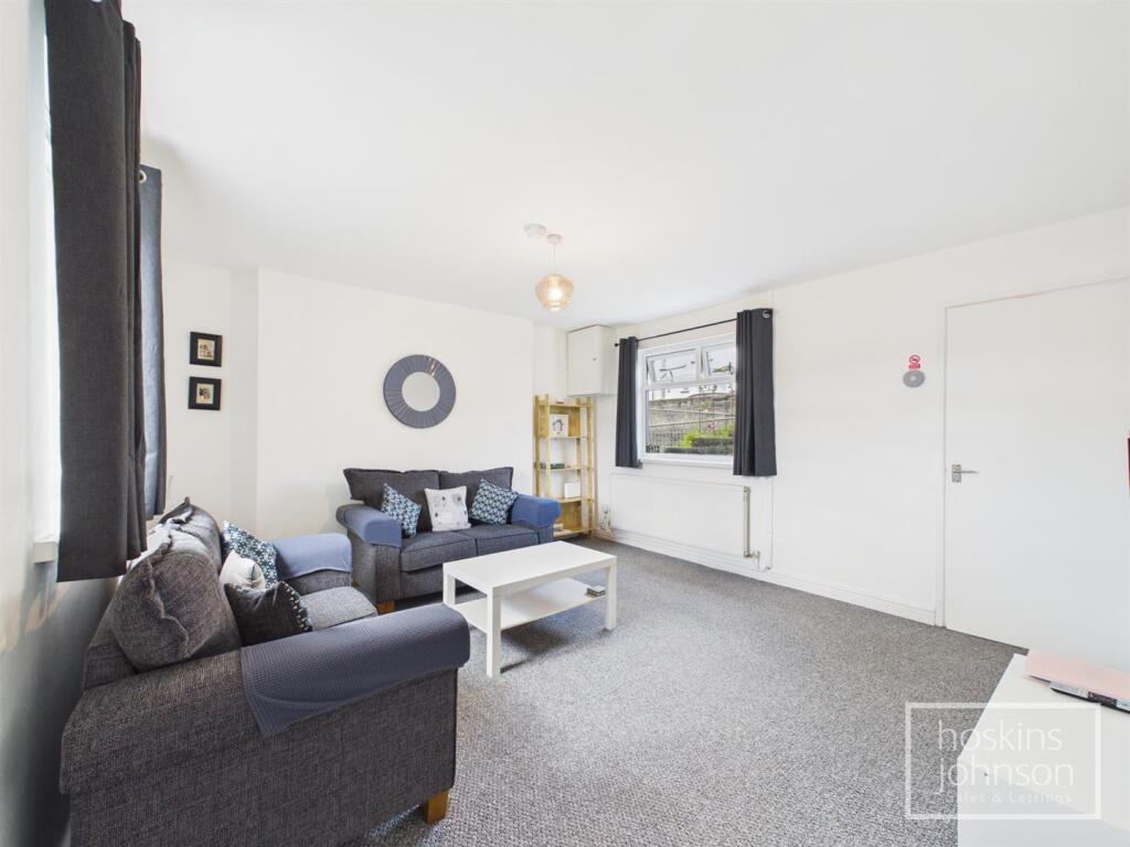 House in Pontypridd, Rhydyfelin - View 5