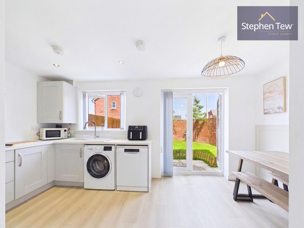 Skylark Avenue, Thornton-Cleveleys, FY5 photo 3