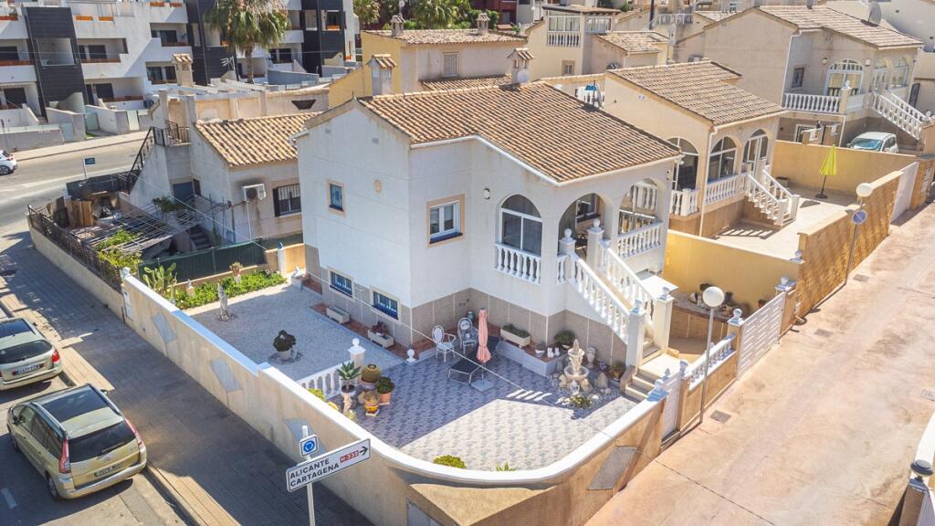 Main image of property: Valencia, Alicante, Los Altos