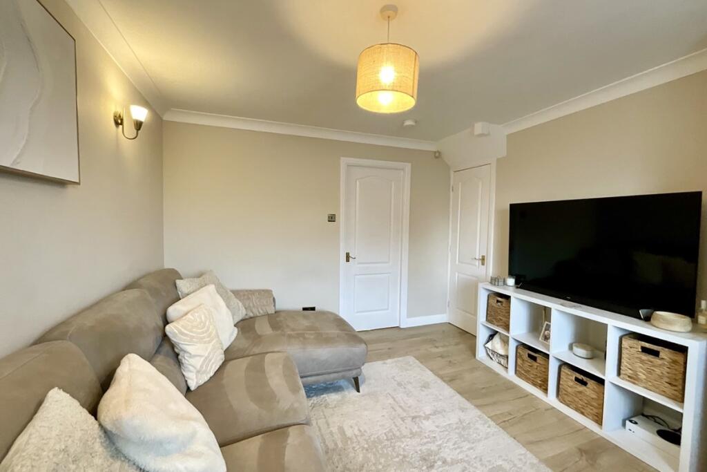 House in Sheffield, Hackenthorpe - View 5