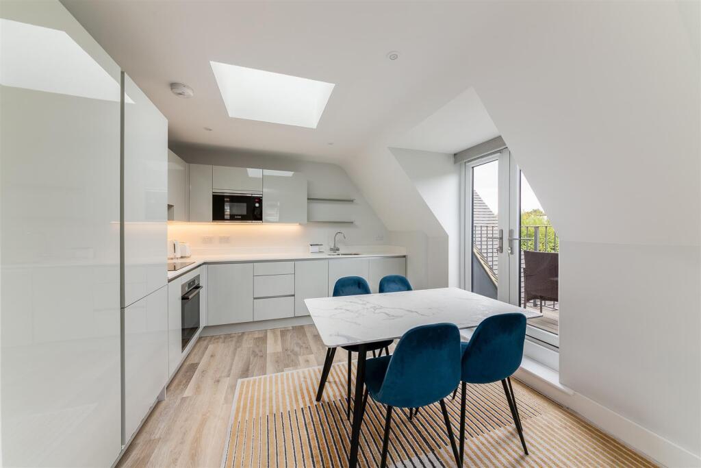 Apartment in Oxford - View 2