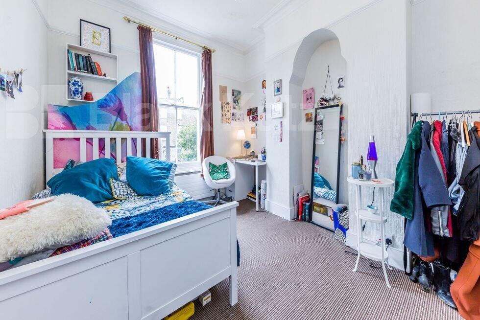 Apartment in London - View 3