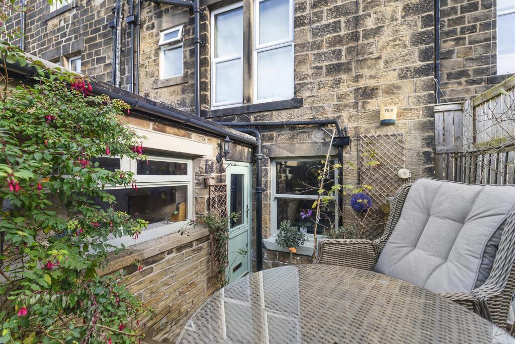 Main image of property: Tivoli Place, Ilkley