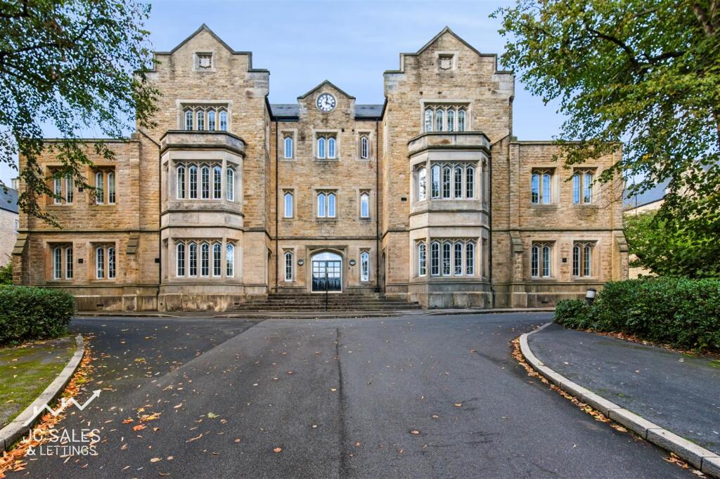 2-bed flat on Union Drive, Brincliffe, Sheffield, £310,000