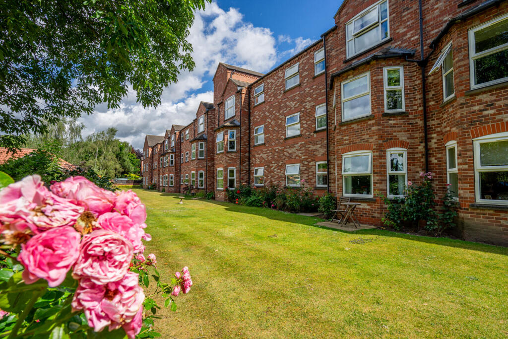 Apartment in York