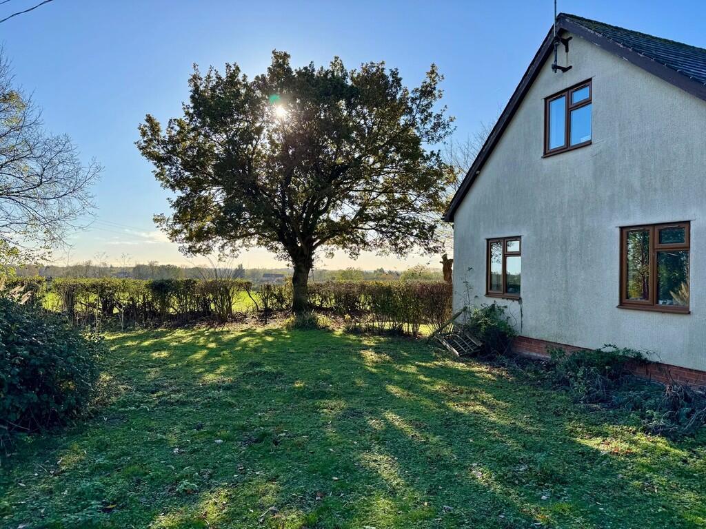 Loamy Hill Road, Tolleshunt Major photo 4