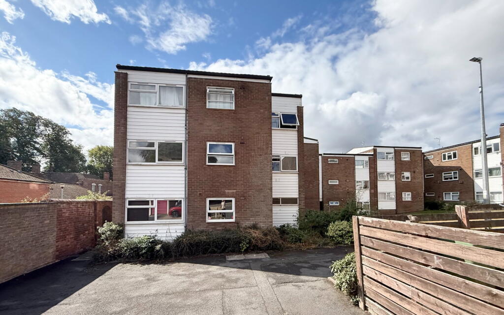 Main image of property: Villa Court, Madeley, Telford, TF7 5AG