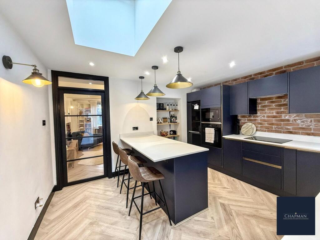 House in Porth, Cymmer - View 3