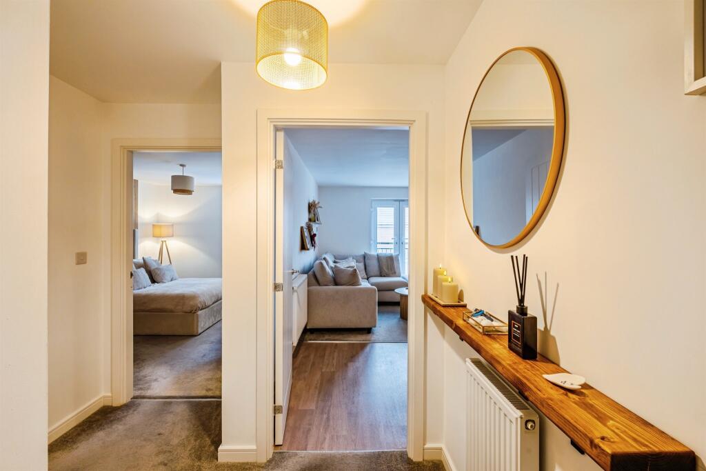 Newlands Place, Seaford photo 4