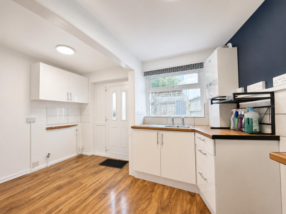 Accommodation Kitchen.png