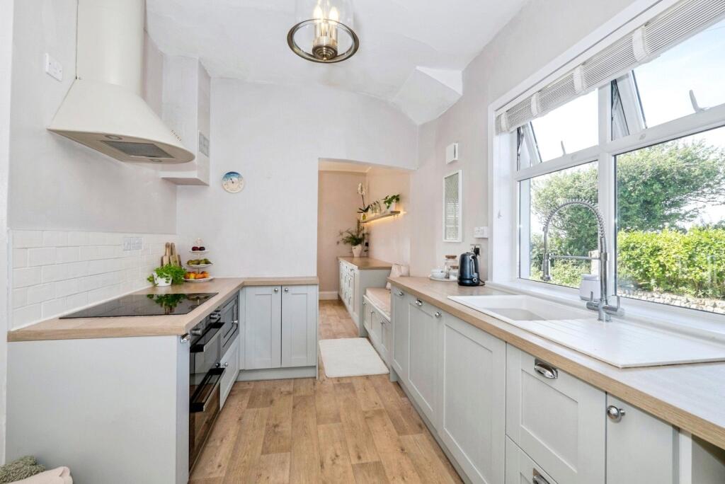 House in Truro - View 5