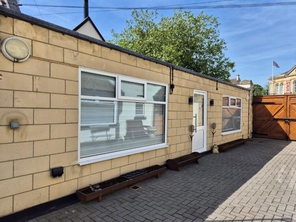 Main image of property: Urban Skin Clinic, 16 Market Street, Melksham, Wiltshire SN12 6EX