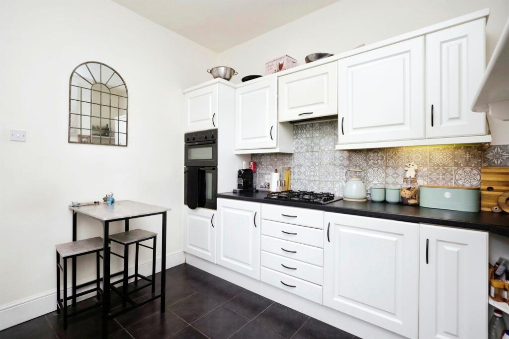 Willingdon Road, Eastbourne photo 4