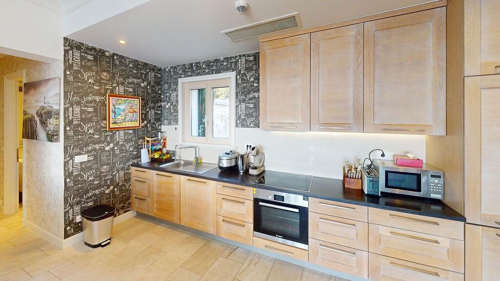 Main image of property: Tivat