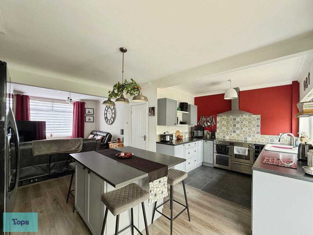Springwell Lane, Balby, Doncaster, DN4 photo 2