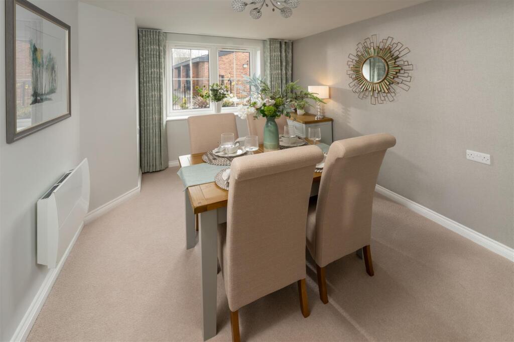 South Acre Drive, Handforth, Wilmslow - View 5