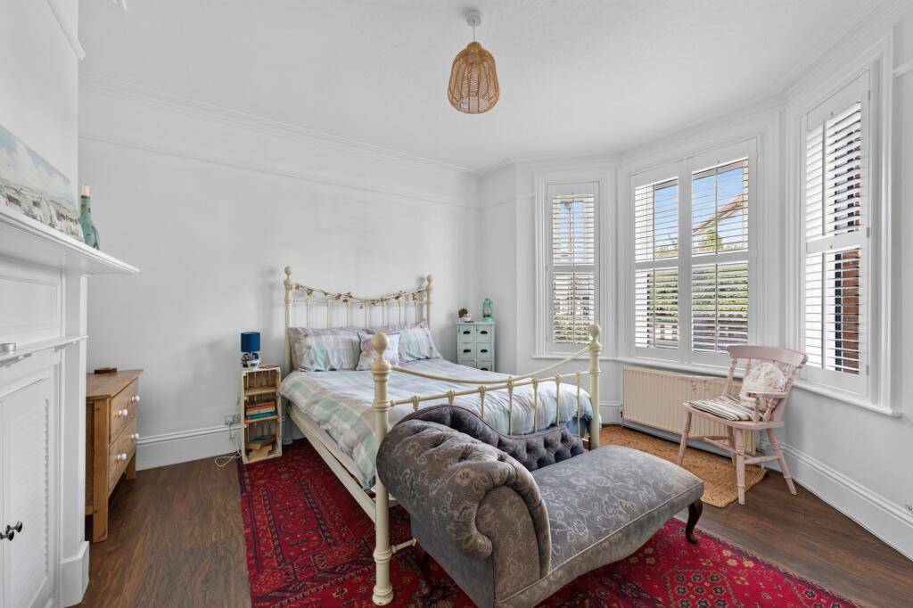 House in Bournemouth, Springbourne - More