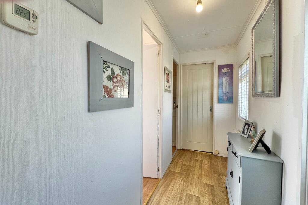 House in Southampton - View 5