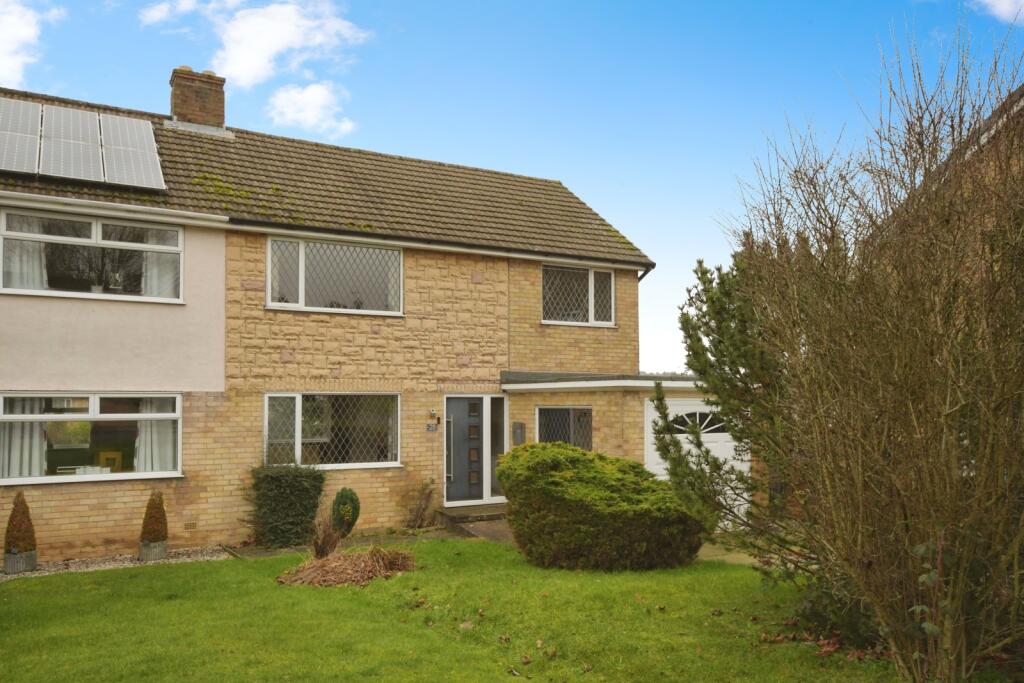 Main image of property: Grampian Crescent, Chesterfield, Derbyshire, S40