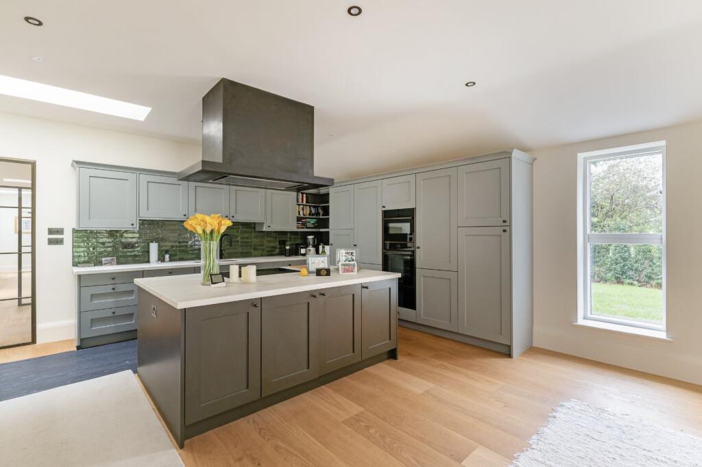 House in Stevenage - More