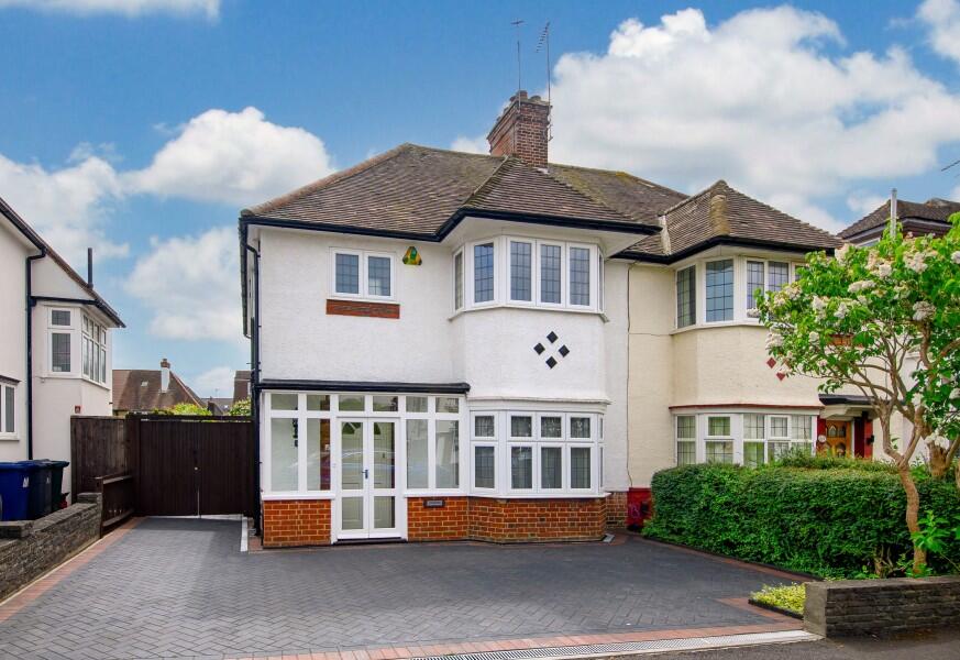 Main image of property: ST PAULS WAY, FINCHLEY, N3