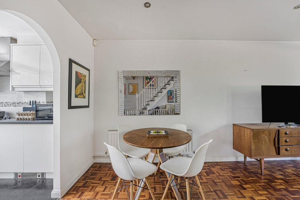 Apartment in London, Royal Borough of Greenwich - View 3