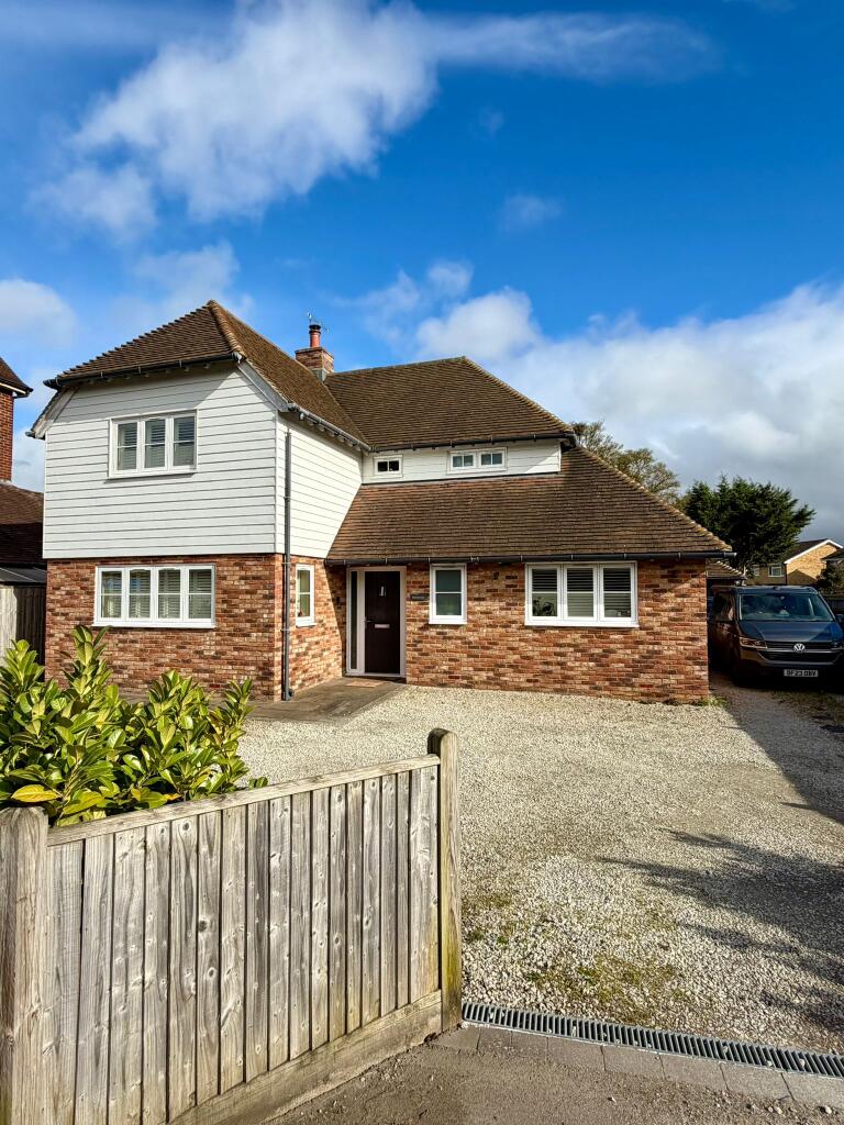 Main image of property: Station Road, Staplehurst, Tonbridge, TN12 0QH