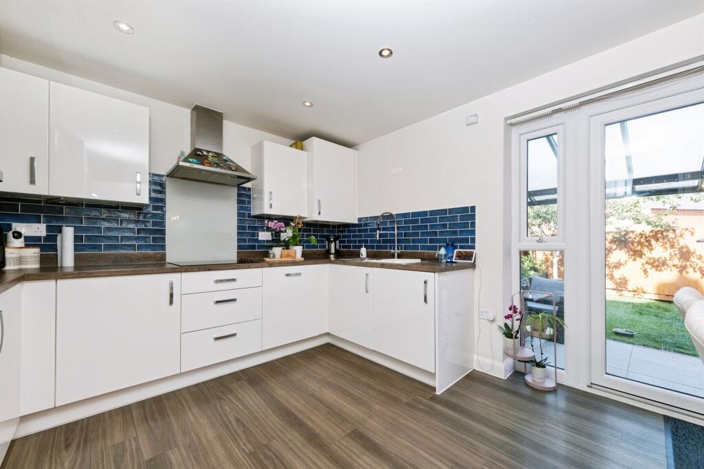 House in Brackley, West Northamptonshire - View 5