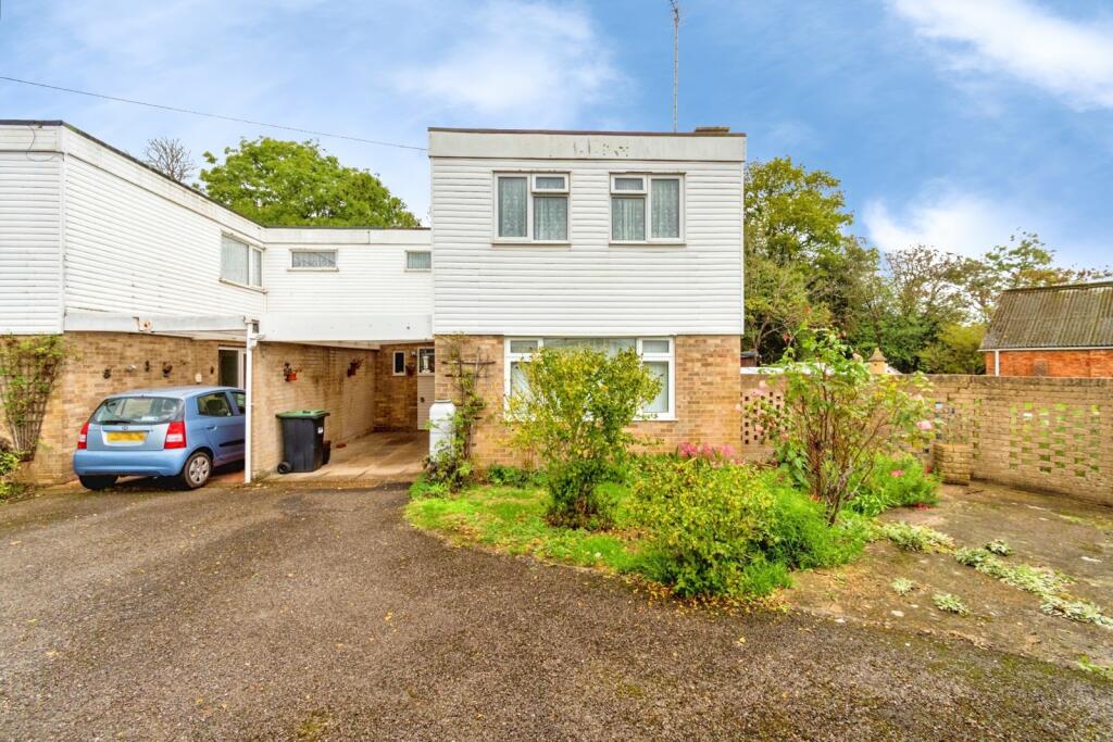 3-bed terraced on Stirling Close, Totton, Southampton, Hampshire, SO40, £290,000