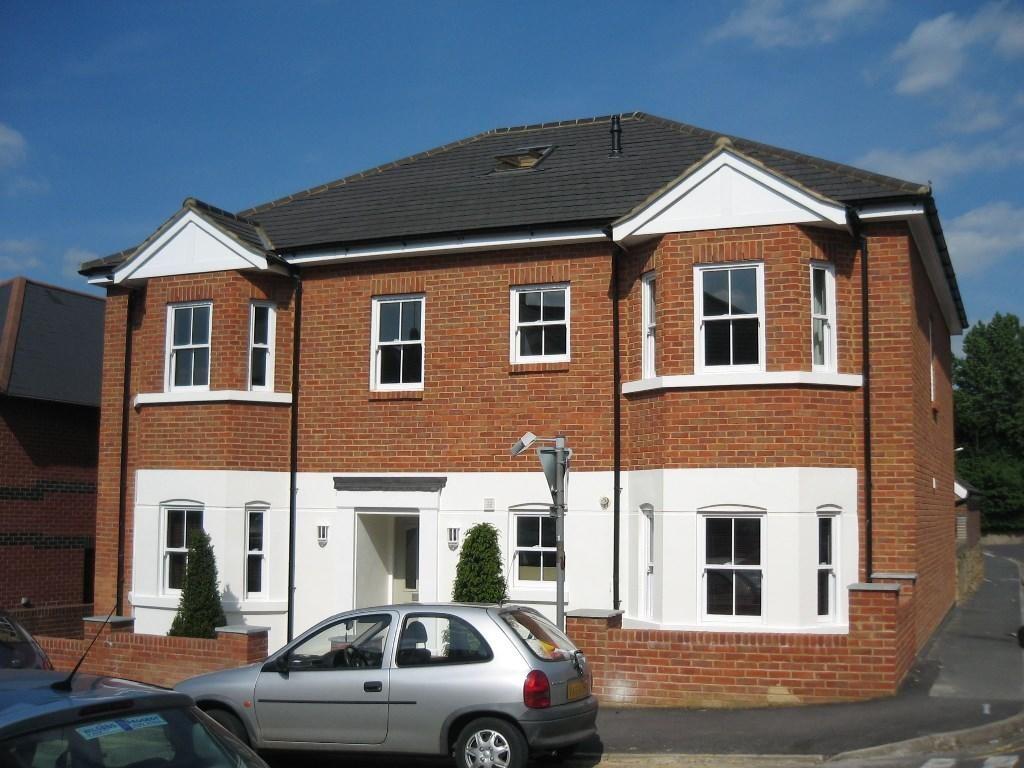 Main image of property: Upper Queen Street, Godalming, Surrey, GU7