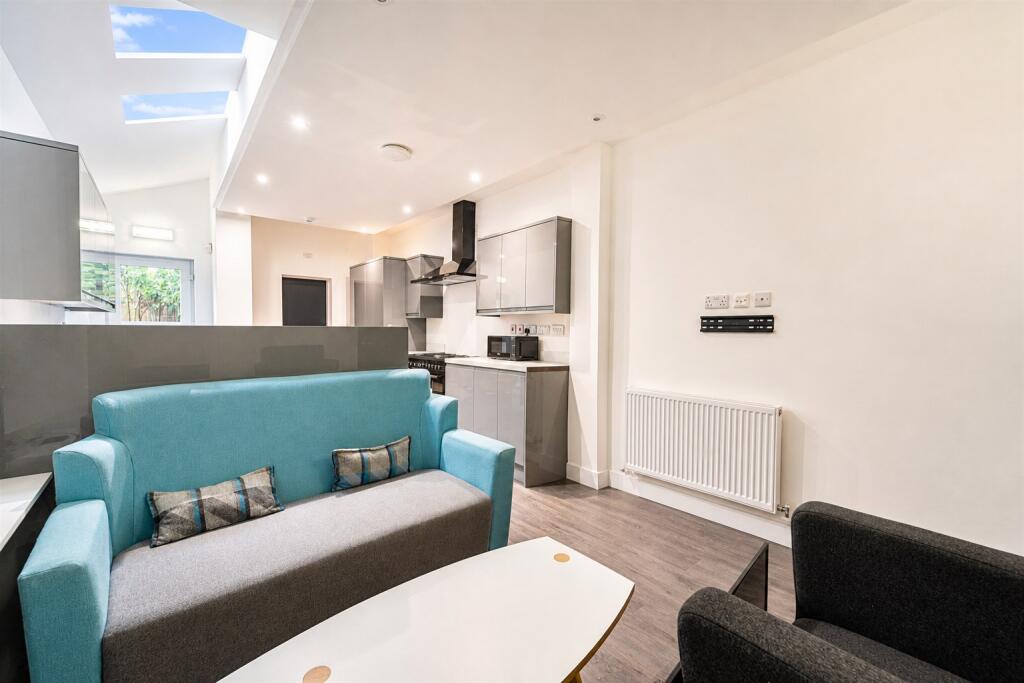 House in Birmingham - View 4