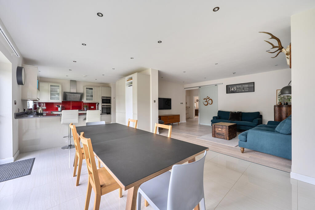 House in Sevenoaks, St John's - View 4
