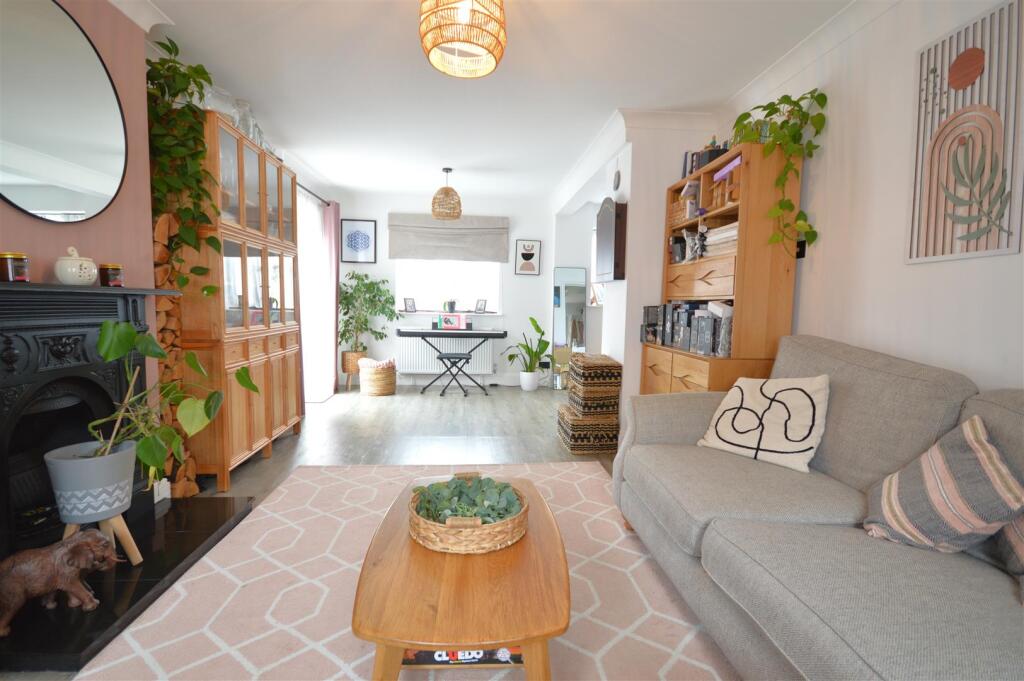 House in Leicester - View 5