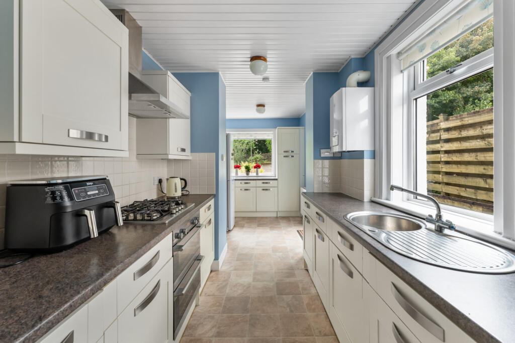 House in Glasgow, Hillview, South Williamwood - View 5