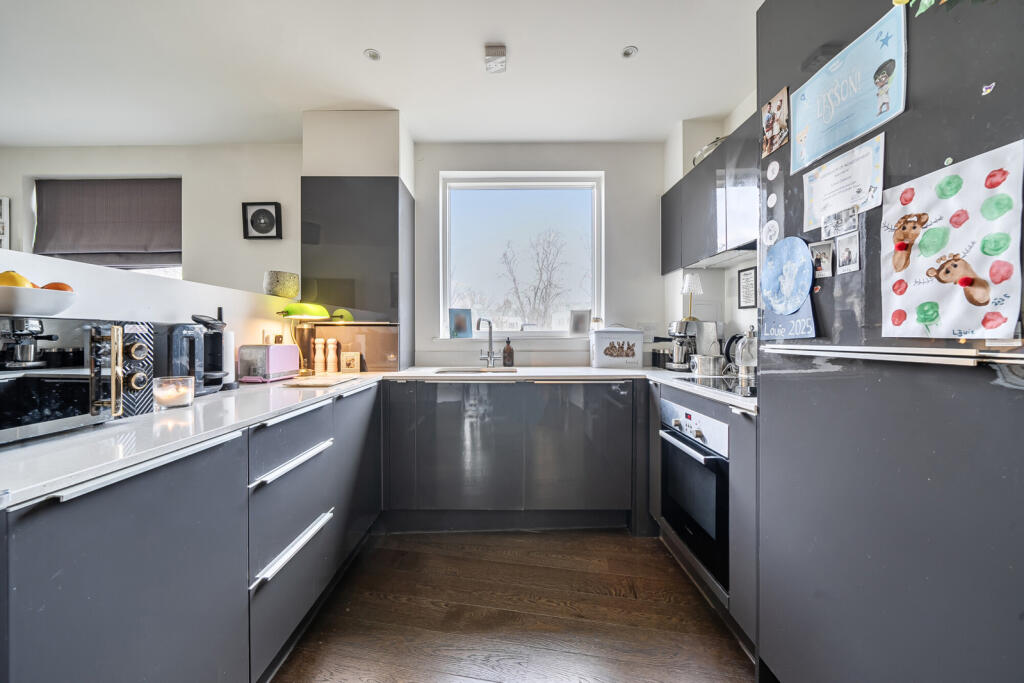Apartment in London - View 4