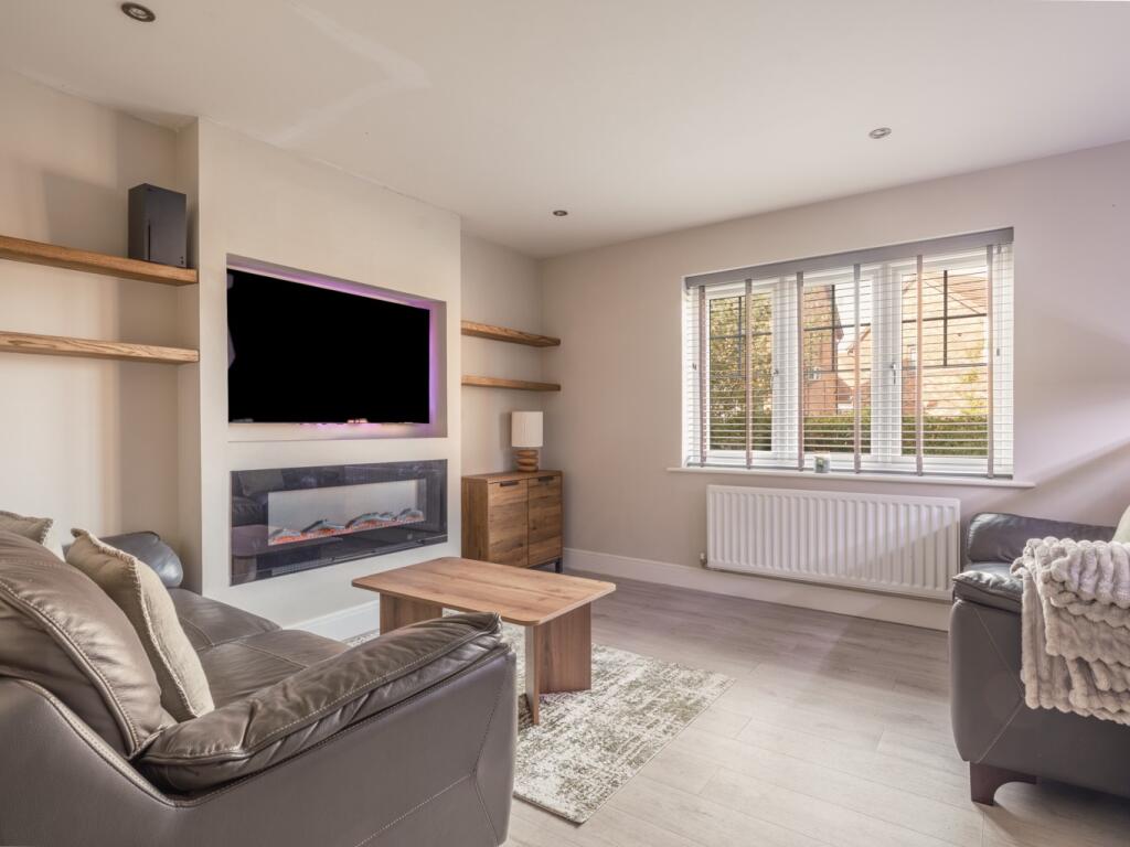 House in North Tyneside, Cygnet Park, Killingworth - View 2
