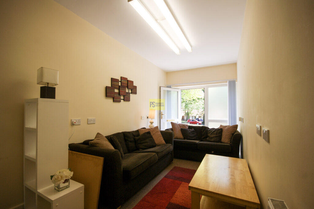 Shenley Fields Road, Selly Oak, Birmingham, B29 5AG