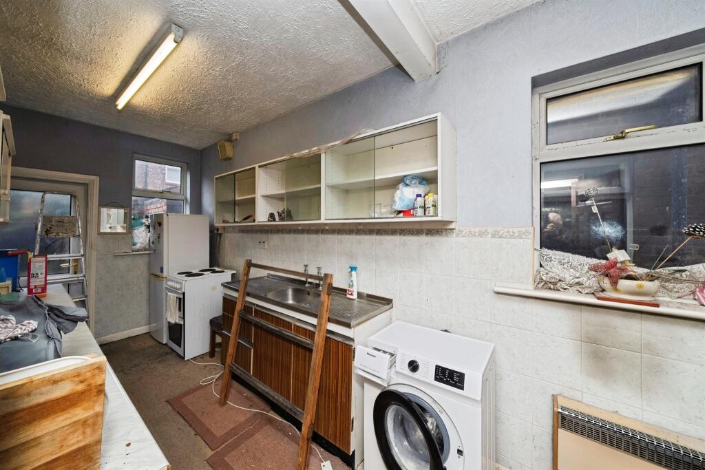 House in Wirral, Liverpool City Region - More