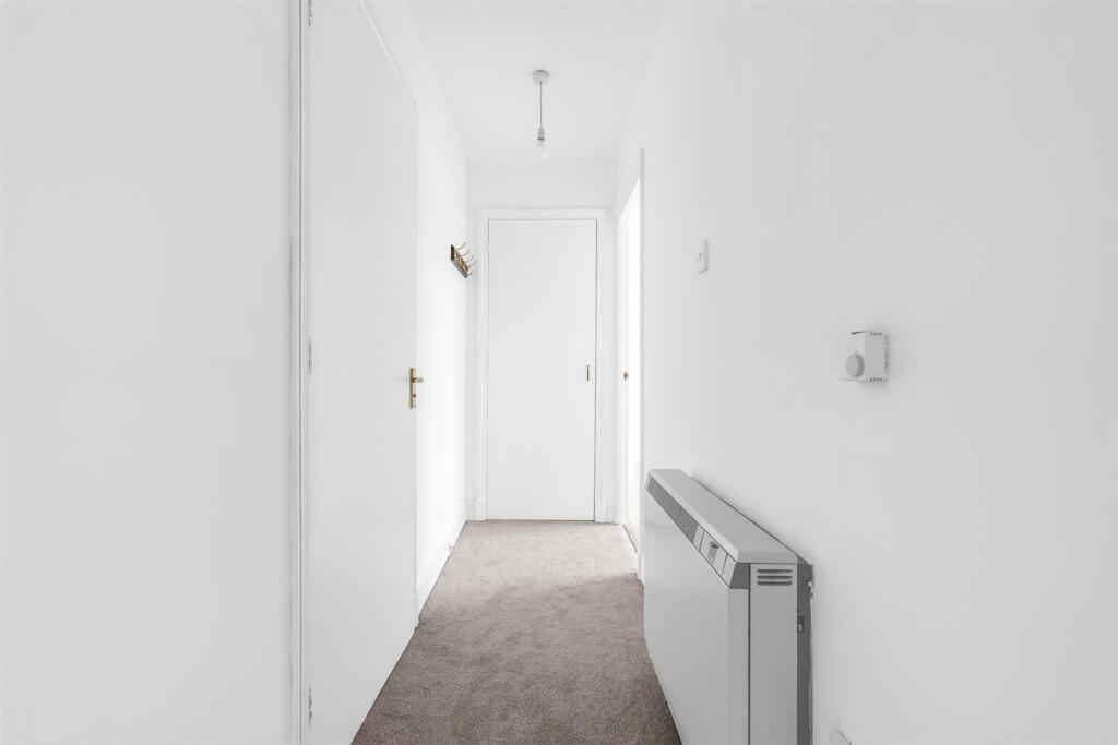 Apartment in Stevenage - View 4