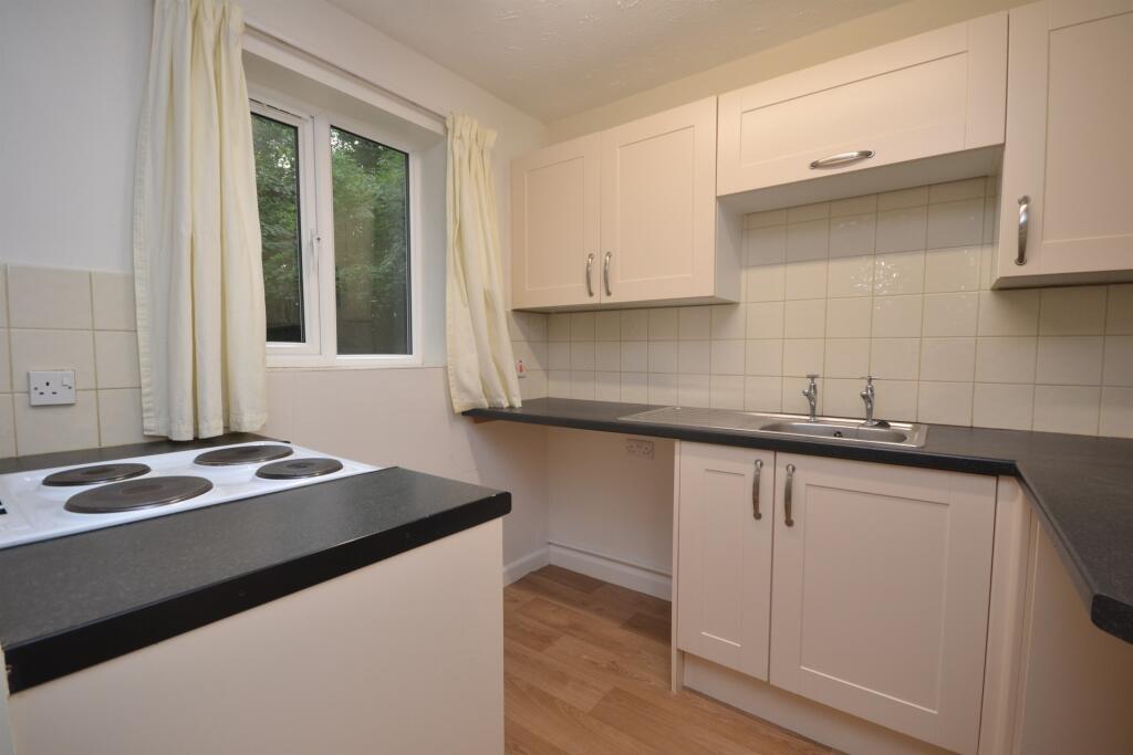 Apartment in Salisbury - View 4