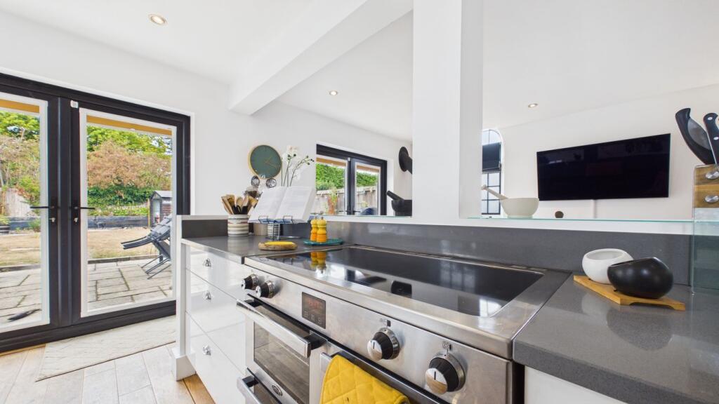 House in South Kesteven, Langtoft - View 5
