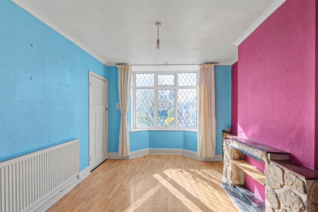 House in Nottingham, Toton - View 2