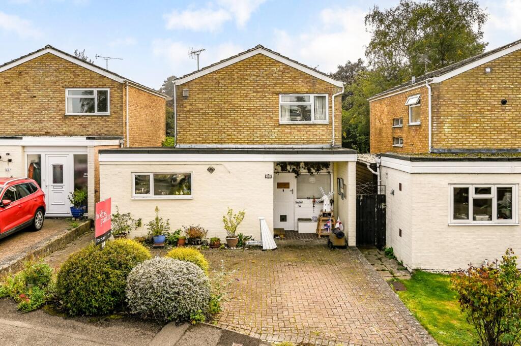 Main image of property: Wrights Close, Tenterden, TN30