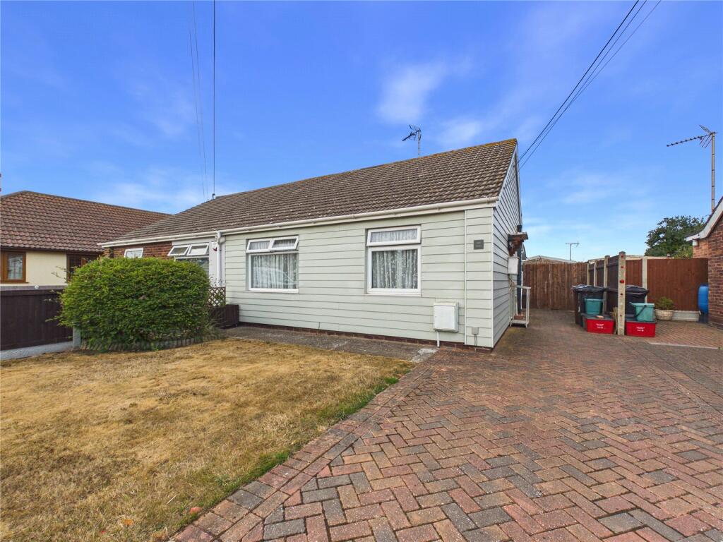 Main image of property: Clacton Road, Thorrington, Colchester, Essex, CO7