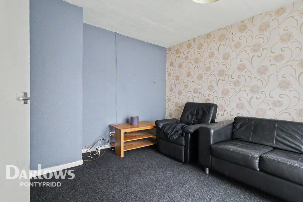 House in Pontypridd, Glyncoch - View 5
