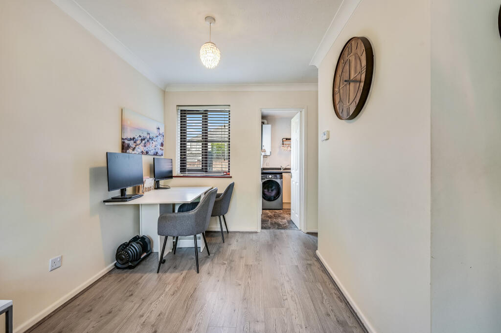 Wood Street, Chelmsford - View 3