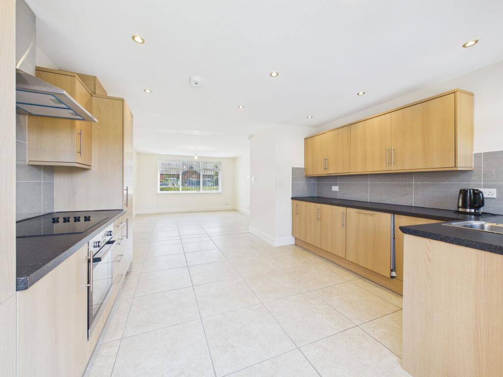 Wilson Avenue, Kirkby-In-Ashfield, NG17 - View 6
