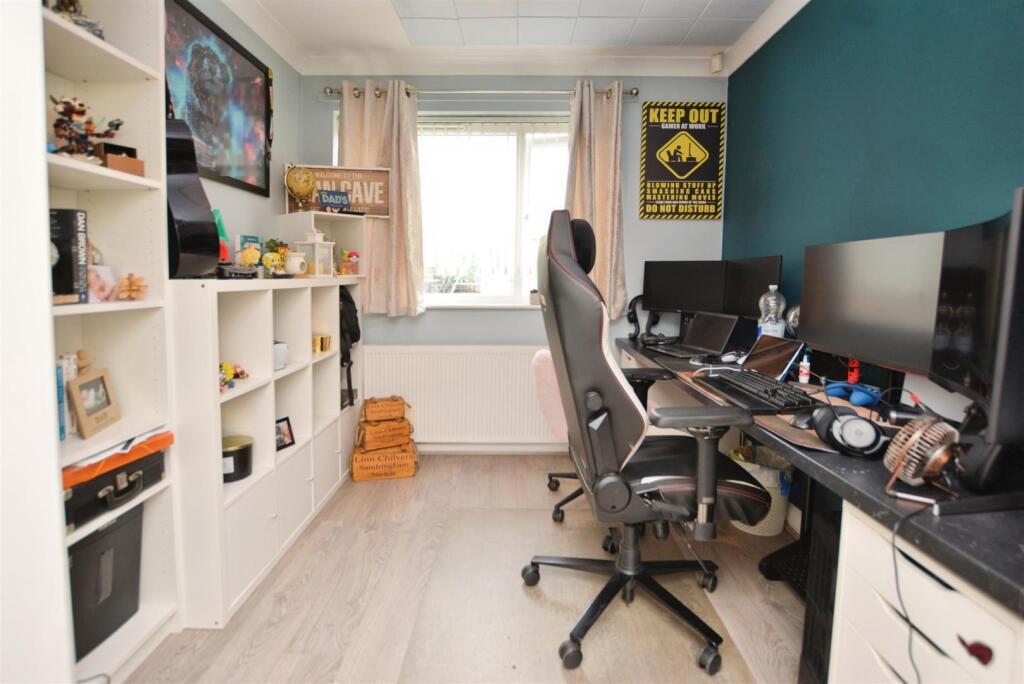 House in Doncaster - View 5