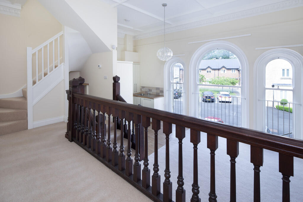Apartment in Brackley, West Northamptonshire - View 5