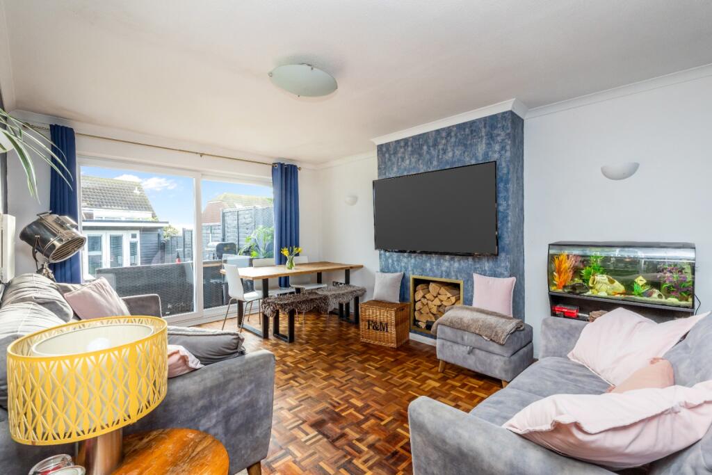 Marjoram Place, Shoreham-By-Sea, West Sussex, BN43 6HZ photo 3